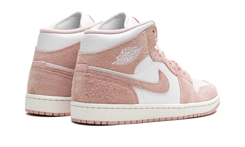 Air Jordan 1 Air Jordan 1 Mid 'Legend Pink' 