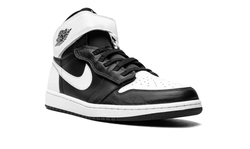 Air Jordan 1 Air Jordan 1 High FlyEase 'Panda' 
