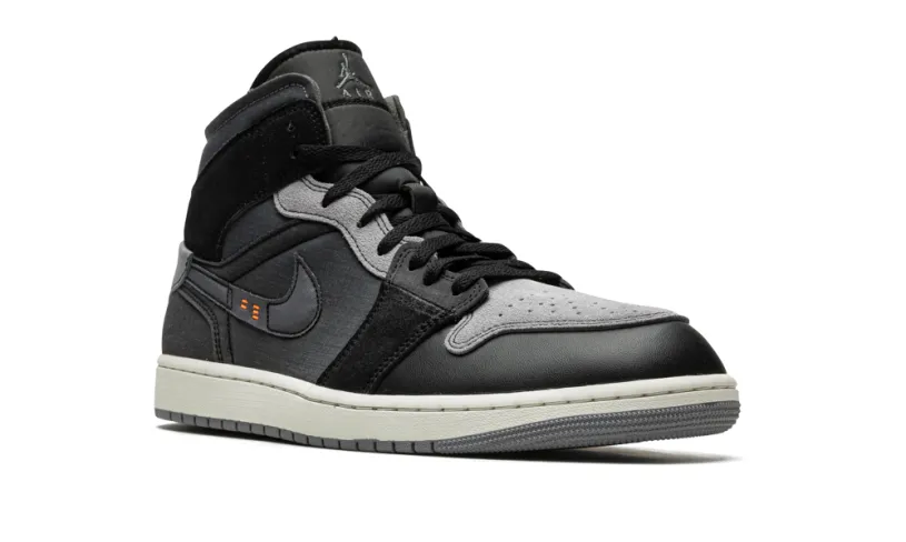 Air Jordan 1 Air Jordan 1 Mid SE Craft 'Inside Out - Black' 