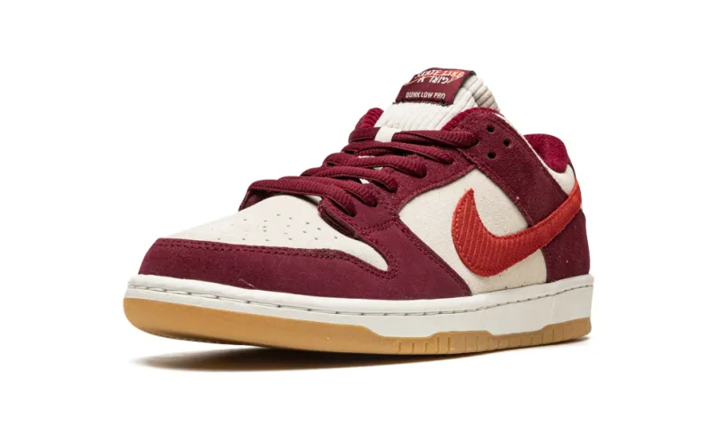 Nike Dunk SB Dunk Low 'Skate Like A Girl' 