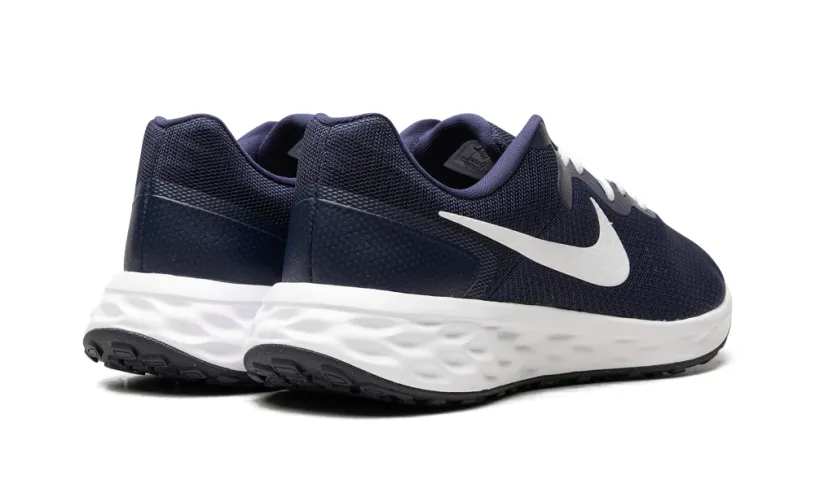 Nike Basketball Revolution 6 NN 