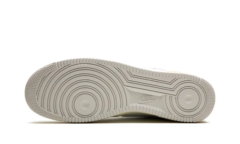 Nike Lifestyle Air Force 1 '07 PRM '1-800' 