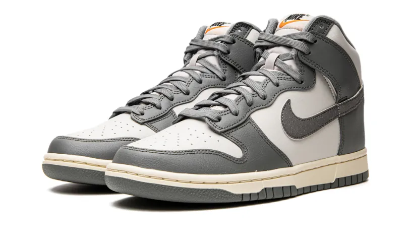 Nike Dunk Dunk High 'Light Bone   Tumbled Grey' 