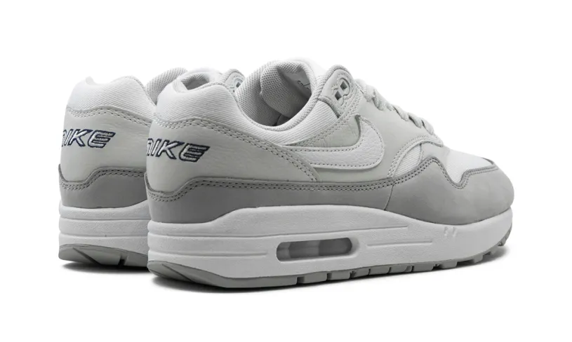 Nike Lifestyle AIR MAX 1 '87 LX WMNS 'Light Smoke Grey' 