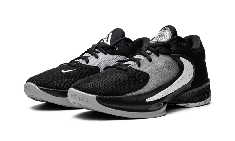 Nike Basketball Zoom Freak 4 'Oreo' 