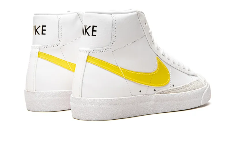 Nike Lifestyle BLAZER MID 77 ESSENTIAL WMNS 'Translucent Yellow Swoosh'