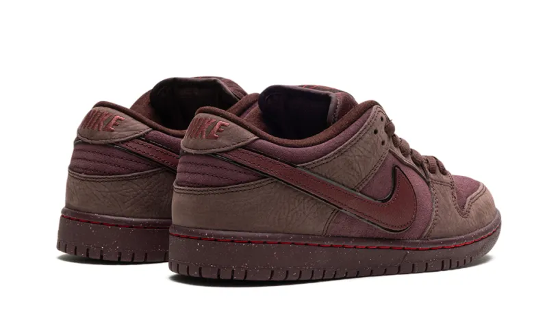 Nike SB SB Dunk Low 'City of Love'