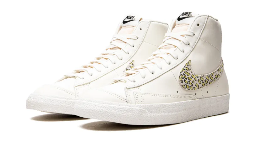 Nike Lifestyle BLAZER MID '77 SE WMNS 'Leopard' 