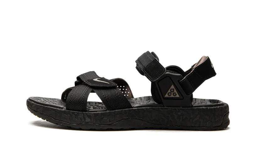 Nike Basketball ACG Air Deschutz 'Black' 