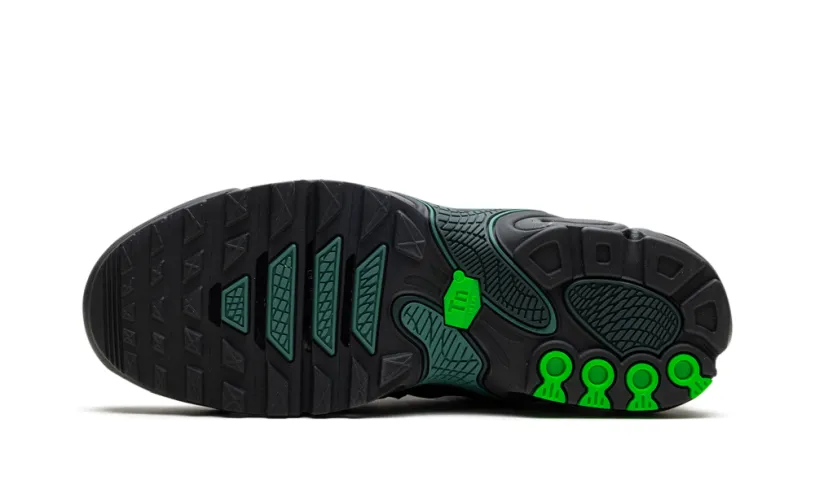 Nike Air Max Air Max Plus Drift 'Black Volt'