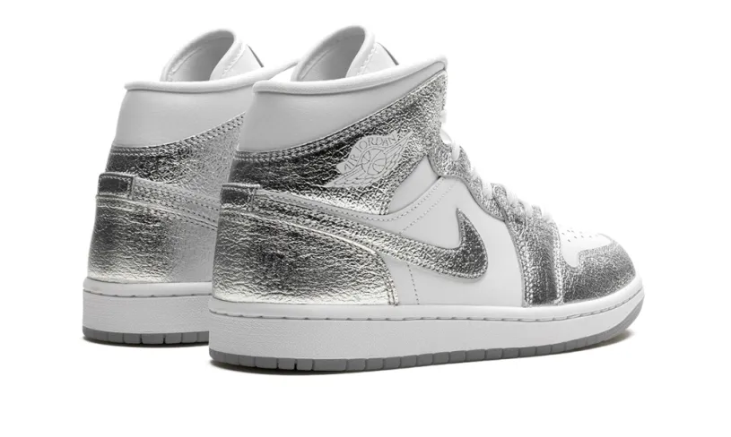 Air Jordan 1 Air Jordan 1 Mid SE WMNS 'Metallic Silver' 