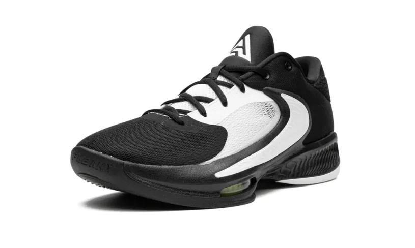 Nike Basketball Zoom Freak 4 TB 