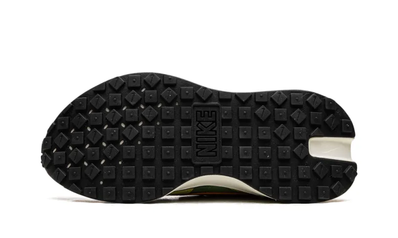 Nike Lifestyle Phoenix Waffle WMNS 'Orange' 