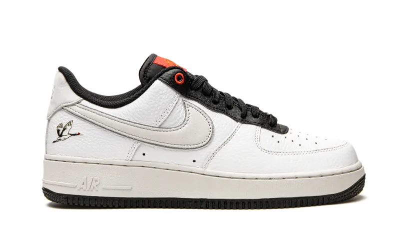 Nike Lifestyle Air Force 1 '07 LX 'Milky Stork' 