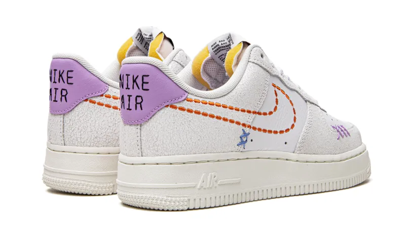 Nike Lifestyle AIR FORCE 1 '07 SE MNS WMNS 'Nike 101' 