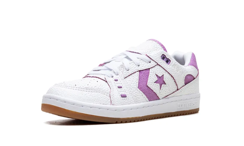 SB x Converse 'Alexis Sablone - 'Chameleon Pack''