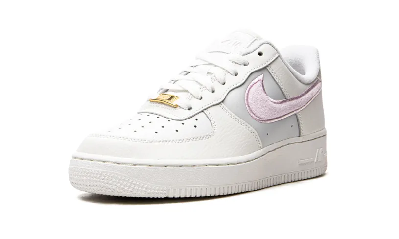 Nike Lifestyle AIR FORCE 1 07 WMNS