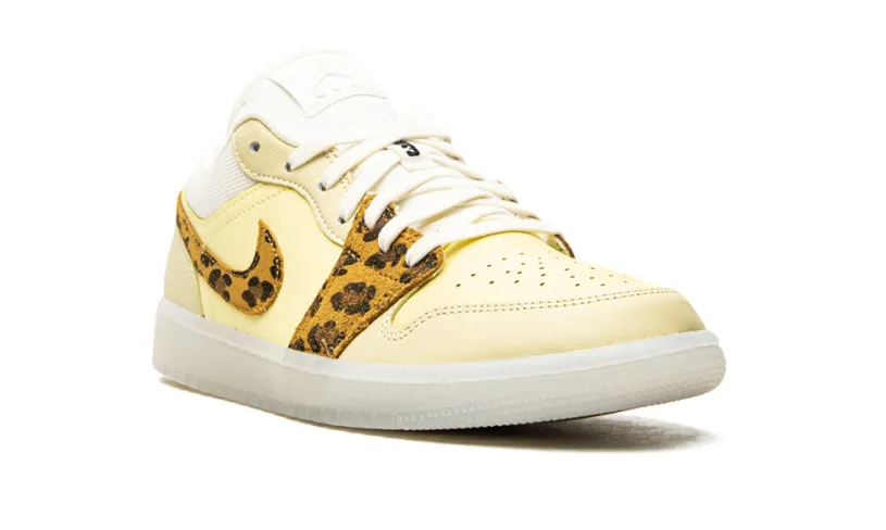 Air Jordan 1 AIR JORDAN 1 LO WMNS 'SNKRS Day' 