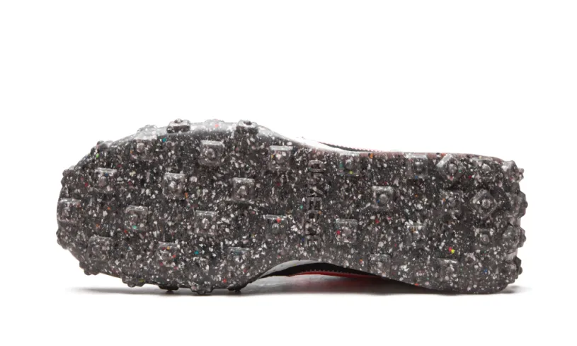 Nike Lifestyle WAFFLE RACER WMNS 'Crater Summit White Hyper Crimson' 