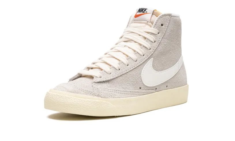 Nike Lifestyle BLAZER MID 77 VINTAGE MNS WMNS 'Light Bone Alabaster' 