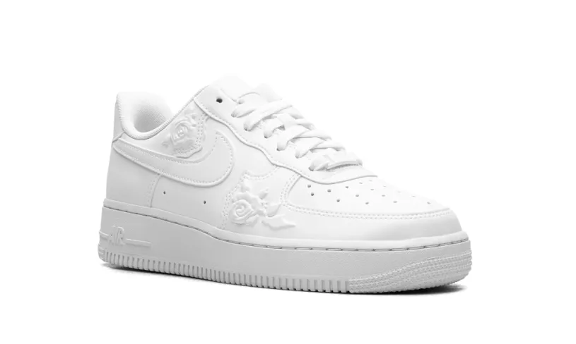 Nike Lifestyle Air Force 1 '07 WMNS 'White Roses'