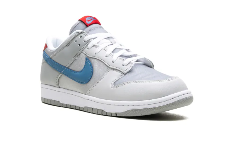 Dunk low 'Silver Surfer'