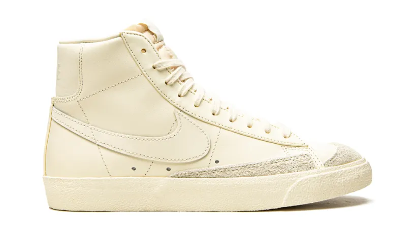Nike Lifestyle BLAZER MID 77 MNS WMNS 'Coconut Milk' 