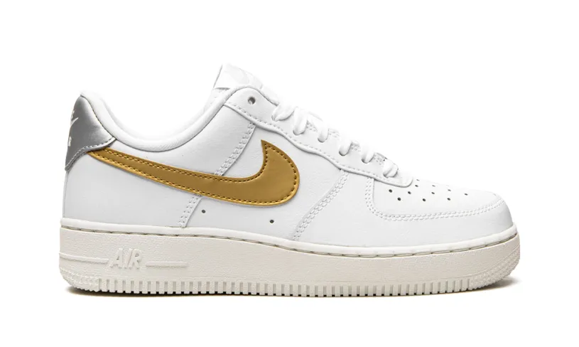 Nike Lifestyle AIR FORCE 1 MNS WMNS 'White   Gold   Silver' 