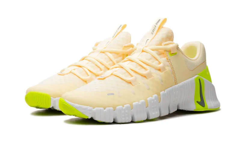 Nike Lifestyle Free Metcon 5 WMNS 'Citron Tint Volt' 