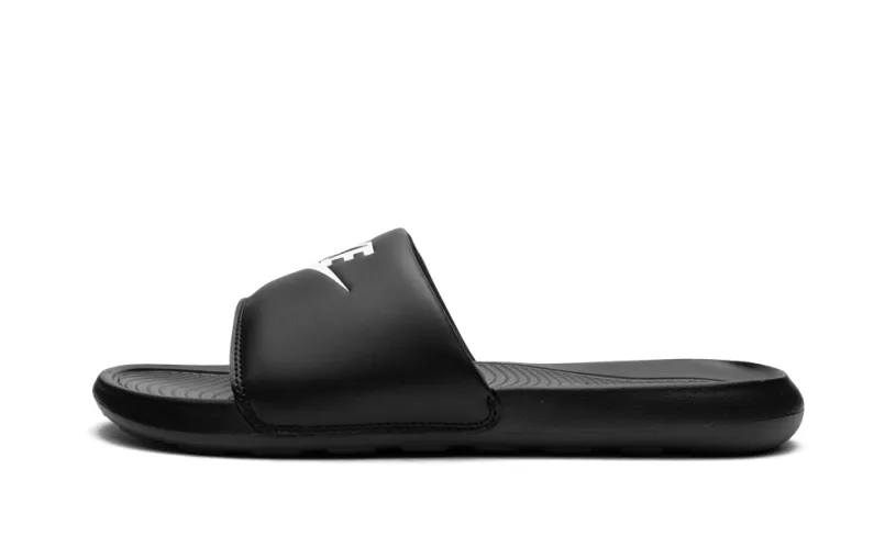 Nike Lifestyle Victori One Slide