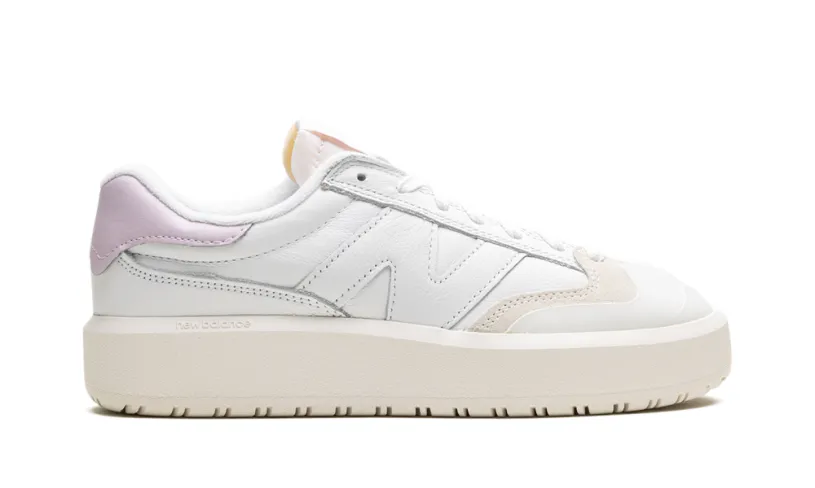 More New Balance 302 WMNS 'White Matte Pink' 