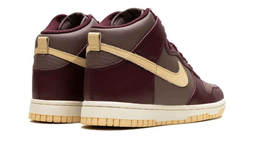 Nike Dunk DUNK HIGH WMNS 'Plum Eclipse' 