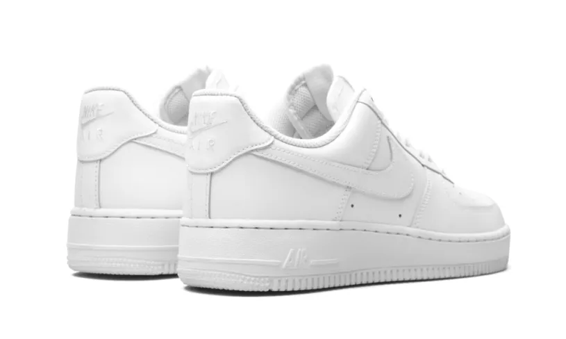 Nike Lifestyle AIR FORCE 1 LO '07 MNS WMNS 'White on White' 