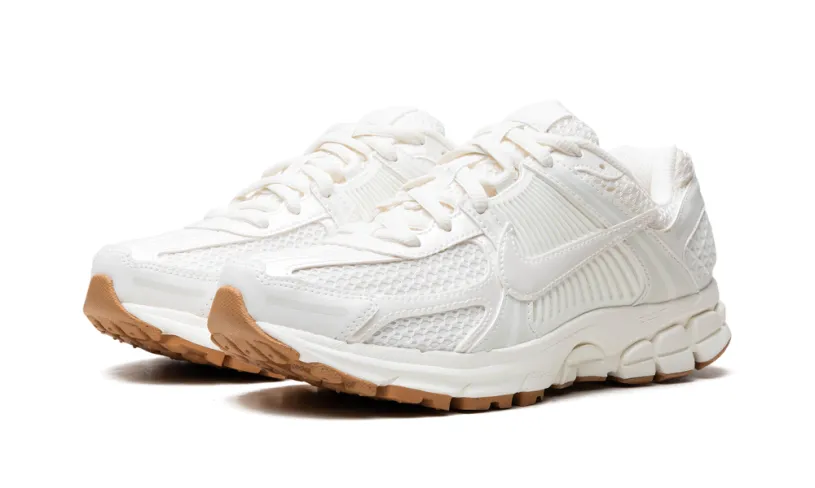 Nike Lifestyle WMNS Nike Zoom Vomero 5 'SAIL GUM'
