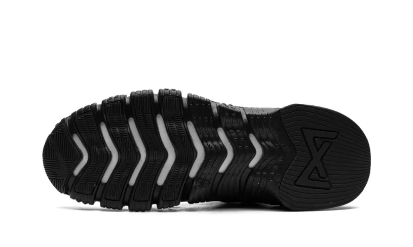 Nike Lifestyle Free Metcon 4 'Black Volt'