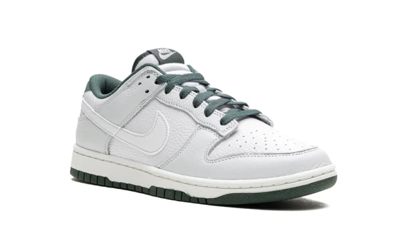 Nike Dunk NIKE DUNK LOW 'VINTAGE GREEN'