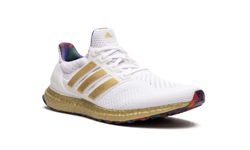 Adidas Ultraboost ULTRABOOST 5.0 DNA TITLE MNS WMNS 