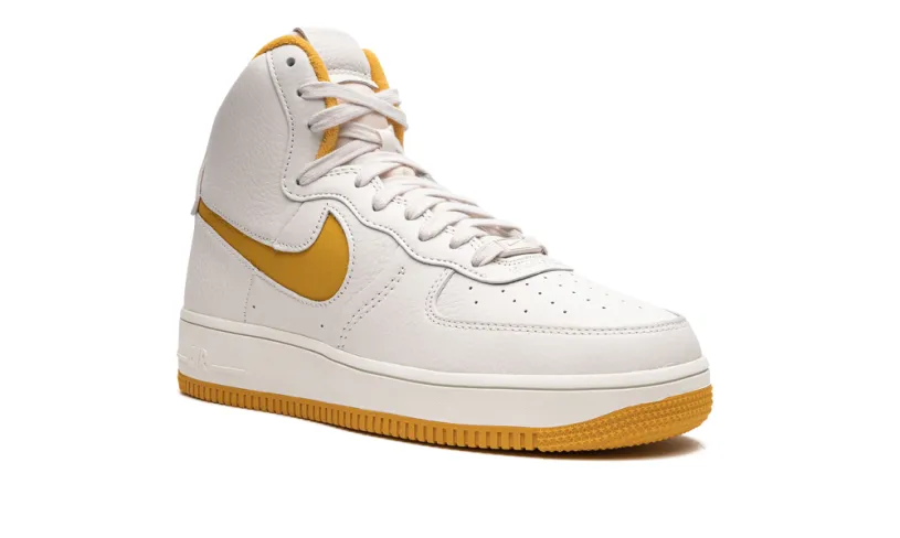 Nike Lifestyle AIR FORCE 1 HIGH SCULPT MNS WMNS 