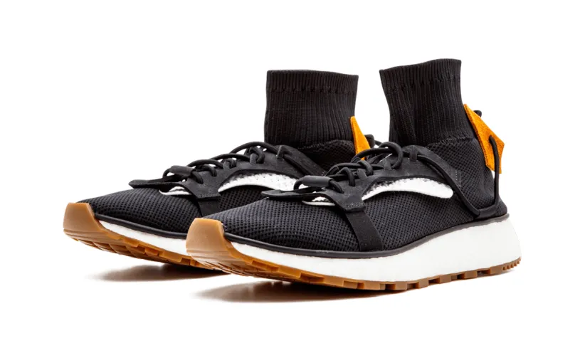 More Adidas Shoes AW Run 'black'