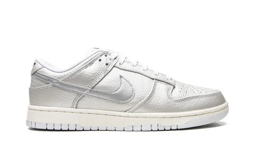 Nike Dunk Dunk Low 'Metallic Silver' 