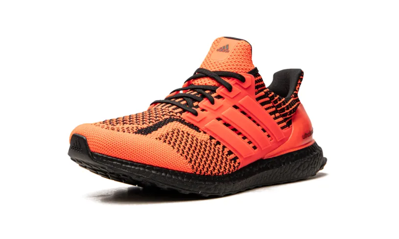Adidas Ultraboost UltraBoost 5.0 DNA 'Solar Red Core Black'