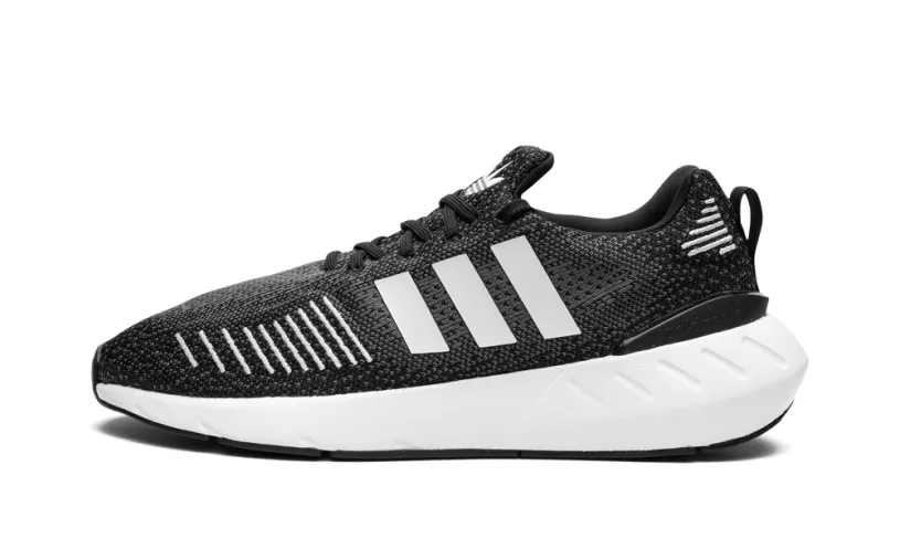 More Adidas Shoes SWIFT RUN 22 WMNS 'Black' 