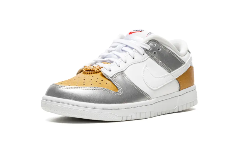 Nike Dunk DUNK LOW WMNS 'Gold White Silver' 
