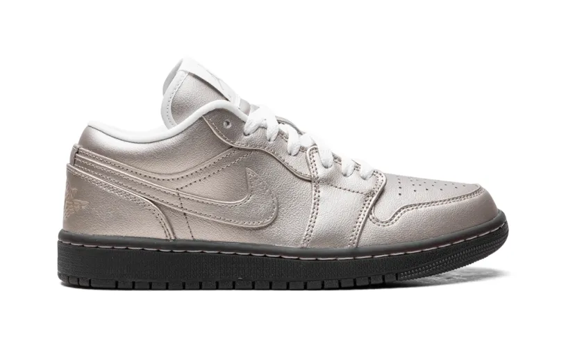 Air Jordan 1 Air Jordan 1 Low SE WMNS 'Metallic Zinc' 