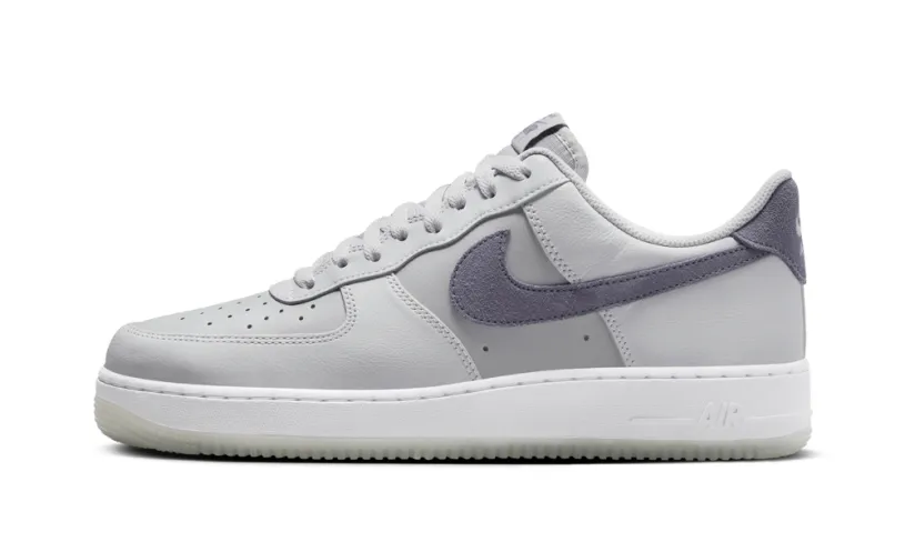 Nike Lifestyle Air Force 1 '07 LV8 'Pure Platinum / Light Carbon'