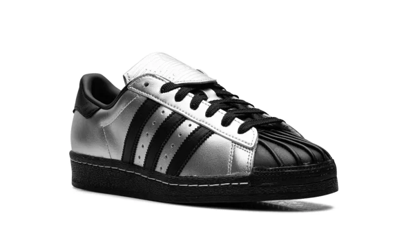 Adidas Superstar Superstar 82 WMNS 'Metallic Silver Black' 