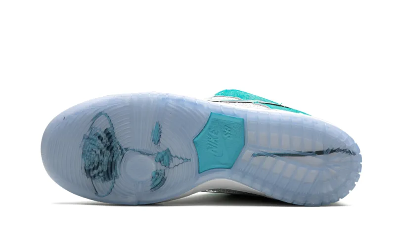 Nike SB SB Dunk Low Pro QS 'April Skateboards' 