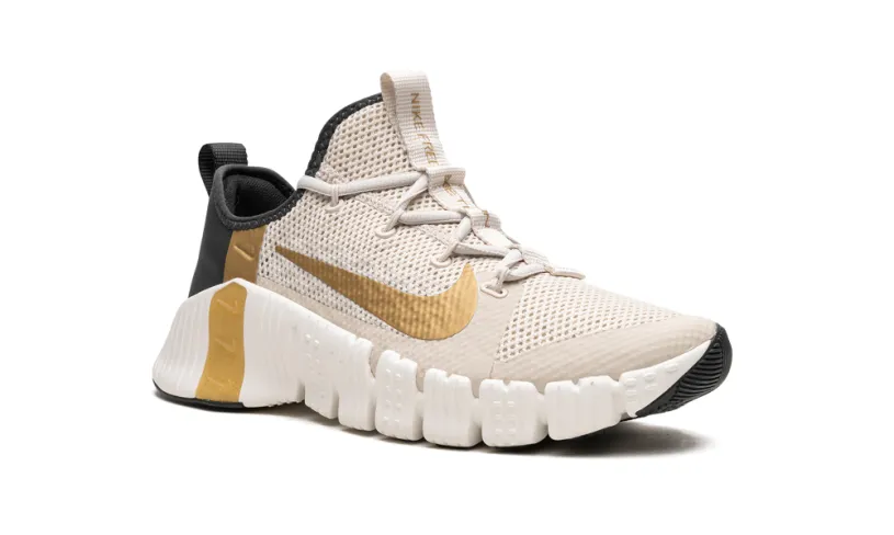 Nike Lifestyle FREE METCON 3 WMNS 'Light Orewood Brown' 
