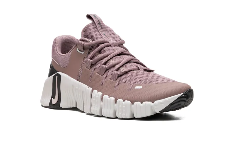 Nike Lifestyle Nike Free Metcon 5 WMNS 'Smokey Muave'