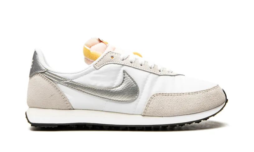 Nike Lifestyle WAFFLE TRAINER 2 WMNS 'White   Metallic Silver' 